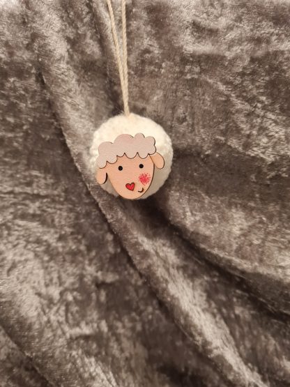Styttur og skrautmunir
